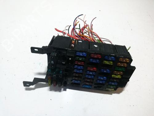 Used Fuse box Fuse box MERCEDES-BENZ C-CLASS (W202) C 220 CDI (202.133) (125 hp) 33504011 33504011