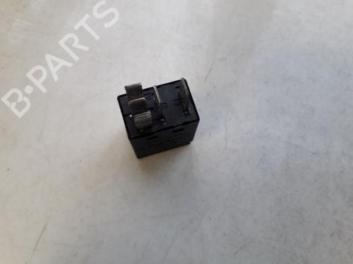 Electronic sensor FORD MONDEO III (B5Y) 2.0 16V TDDi / TDCi | BP33516713M84 - Image 2