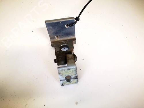 hingedoor-check-strap-audi-a4-b5-8d2-1994-1995-1996-1997-1998-1999-2000-2001-32567320 main image