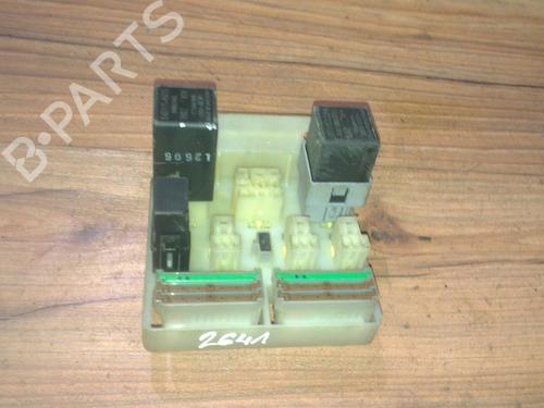 Used Fuse box Fuse box MITSUBISHI CARISMA (DA_) 1.6 (DA1A) (99 hp) 33479158 33479158