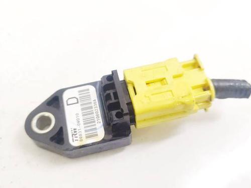 Used Electronic module Electronic module TOYOTA COROLLA Verso (ZER_, ZZE12_, R1_) 2.2 D-4D (AUR10_, AUR10R) (177 hp) 32588788 32588788