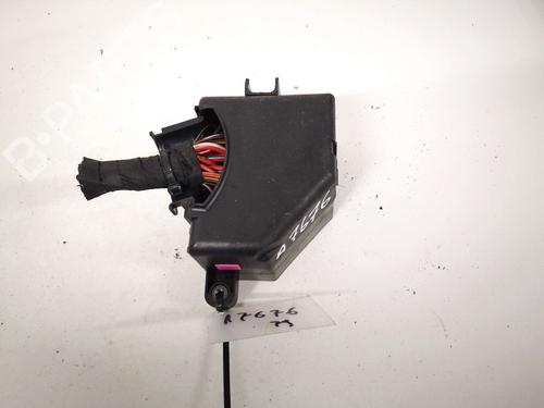 Fuse box VW PASSAT B6 (3C2) 2.0 TDI | BP32902438E1 - Image 2