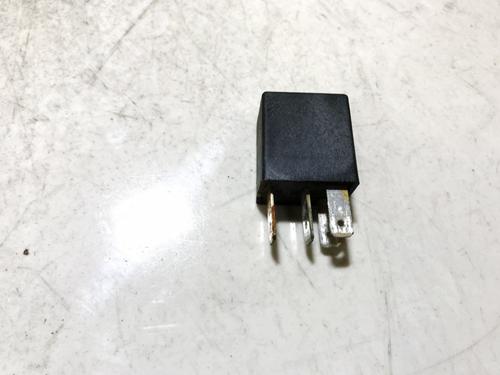 Used Electronic sensor Electronic sensor OPEL ASTRA G Hatchback (T98) 1.4 16V (F08, F48) (90 hp) 33520789 33520789