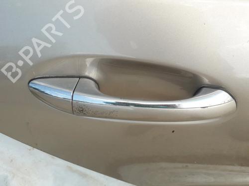 front-right-exterior-door-handle-mercedes-benz-c-class-w203-2000-2001-2002-2003-2004-2005-2006-2007-35606654 main image