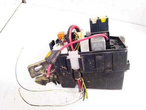 Used Fuse box Fuse box 39231946 39231946
