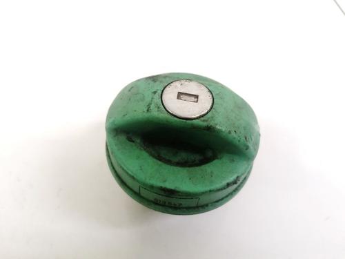 Used Fuel cap Fuel cap 35456942 35456942