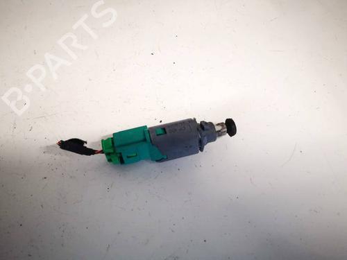 Used Electronic module Electronic module RENAULT MEGANE III Hatchback (BZ0/1_, B3_) 1.5 dCi (BZ0C) (90 hp) 35208475 35208475