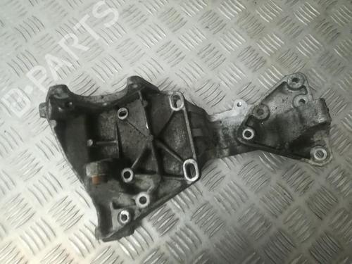 Used Engine mount Engine mount VOLVO XC70 II (136) 2.4 D / D4 AWD (163 hp) 33503785 33503785