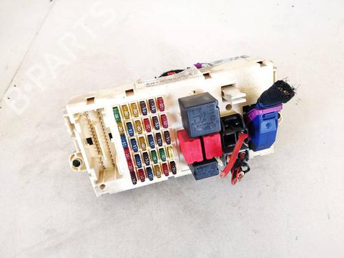 Used Fuse box Fuse box ALFA ROMEO GT (937_) 1.9 JTD (937CXN1B) (150 hp) 32944349 32944349
