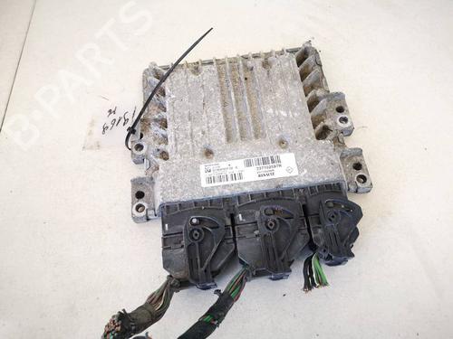 Used Engine control unit (ECU) Engine control unit (ECU) DACIA LODGY (JS_) 1.5 dCi (JSMC, JSAF) (107 hp) 32945128 32945128