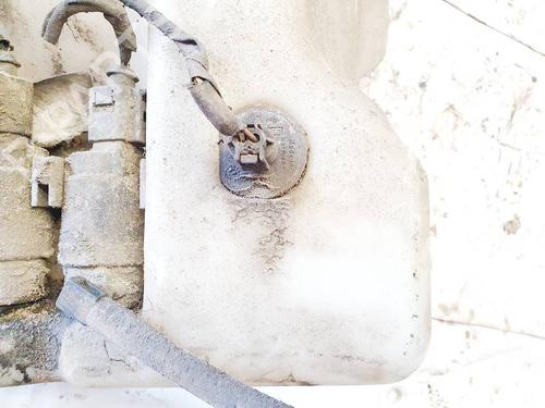washer-pump-mercedes-benz-cls-c219-2004-2005-2006-2007-2008-2009-2010-2011-35273500 main image