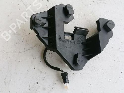 lamp-holder-audi-a4-b5-8d2-1994-1995-1996-1997-1998-1999-2000-2001-35595688 main image