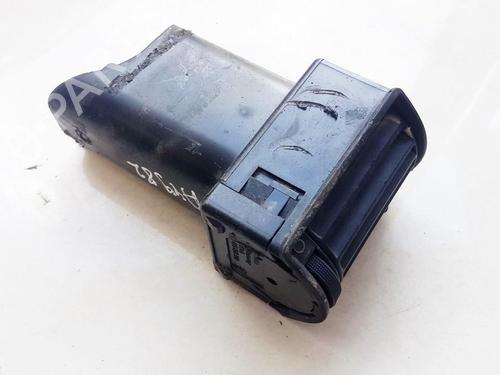 Used Air vent Air vent AUDI 100 C4 Avant (4A5) 2.5 TDI (115 hp) 33526523 33526523