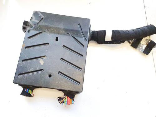 Used Fuse box Fuse box 39254346 39254346