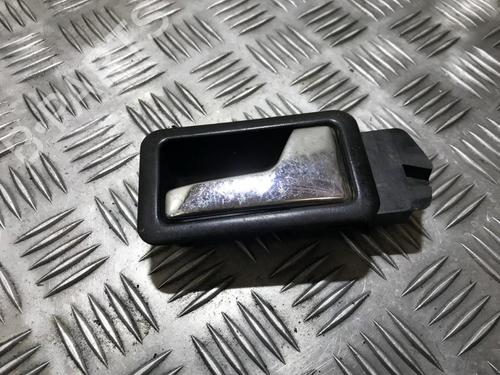 Used Front right interior door handle Front right interior door handle AUDI 80 B4 Saloon (8C2) 1.9 TDI (90 hp) 35673882 35673882