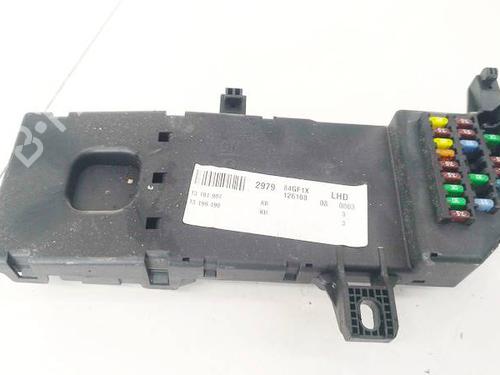 Used Fuse box Fuse box OPEL VECTRA C (Z02) 1.9 CDTI (F69) (150 hp) 32600277 32600277