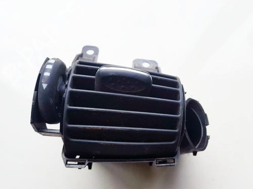 air-vent-mercedes-benz-c-class-w203-2000-2001-2002-2003-2004-2005-2006-2007-33520065 main image