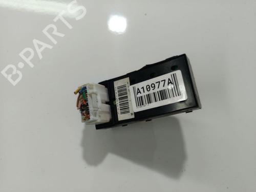 Switch KIA CEE'D Hatchback (ED) 1.6 CRDi 90 | BP32536676I30