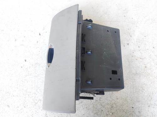 Handskerum Handskerum ROVER 75 (RJ) 2.0 V6 (150 hp) 35575520 35575520