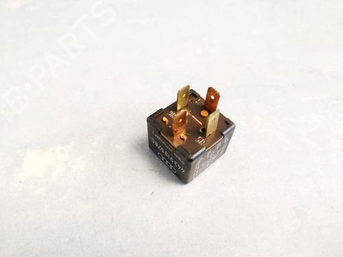 Electronic sensor AUDI A4 B5 (8D2) 1.9 TDI | BP33060906M84 - Image 2