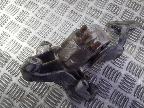 Used Engine mount Engine mount VOLVO V40 Estate (645) 1.9 TD (90 hp) 33495448 33495448