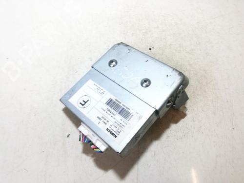Used Electronic module Electronic module NISSAN X-TRAIL II (T31) 2.0 dCi 4x4 (173 hp) 33516857 33516857