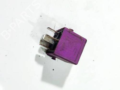 Andre BMW 3 (E90) 318 i (143 hp) 32532530