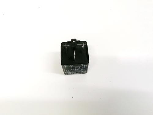 Electronic sensor AUDI 100 C4 Avant (4A5) 2.5 TDI | BP32890684M84 - Image 2