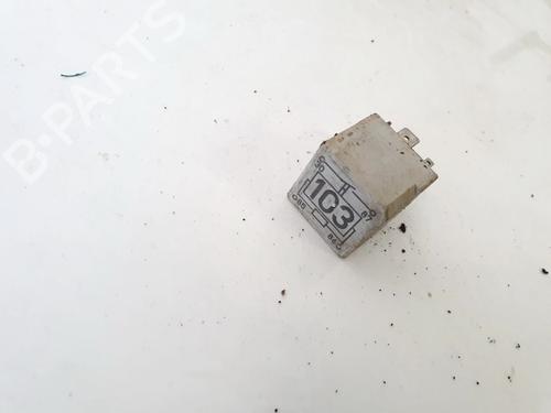 Used Electronic sensor Electronic sensor VW PASSAT B3/B4 Variant (3A5, 35I) 1.9 TD (75 hp) 32884428 32884428
