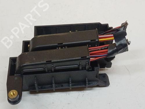 Used Fuse box Fuse box 38974975 38974975
