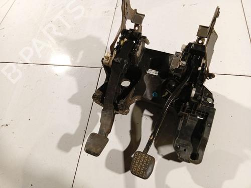 Used Clutch pedal Clutch pedal 34906861 34906861