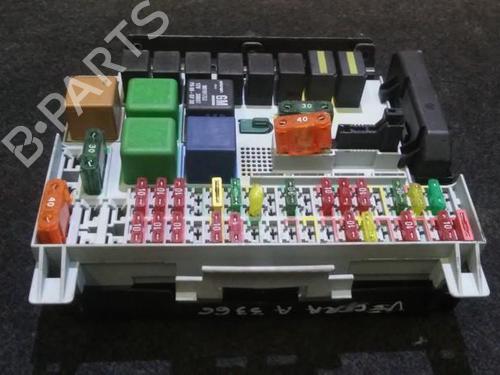 fuse-box-opel-vectra-b-j96-1995-1996-1997-1998-1999-2000-2001-2002-2003-2004-33485784 main image