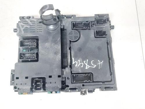 Used Fuse box Fuse box PEUGEOT 206 Hatchback (2A/C) 1.1 i (60 hp) 33106945 33106945