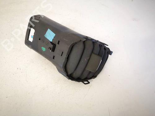 Difusor / Saída de ar Difusor / Saída de ar RENAULT SCÉNIC II (JM0/1_) 1.9 dCi (JM0G, JM12, JM1G, JM2C) (120 hp) 33751439 33751439