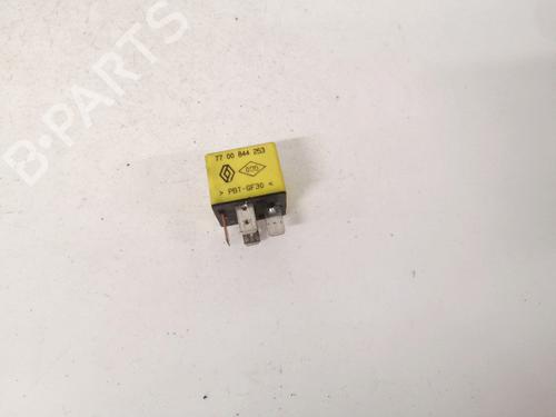 Used Electronic sensor Electronic sensor RENAULT MEGANE Scenic (JA0/1_) 1.9 dTi (JA0N) (98 hp) 32890313 32890313