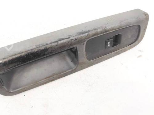 switch-volvo-v50-545-2003-2004-2005-2006-2007-2008-2009-2010-2011-2012-32957590 main image