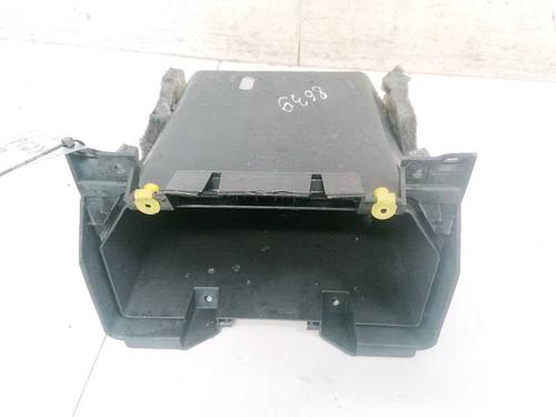 Vano posta oggetti Vano posta oggetti VOLVO V50 (545) 2.0 D (136 hp) 35348385 35348385