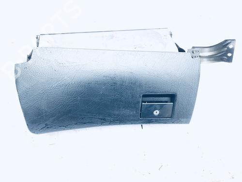 Porta-luvas Porta-luvas AUDI A6 C4 Avant (4A5) 2.5 TDI (116 hp) 35876742 35876742