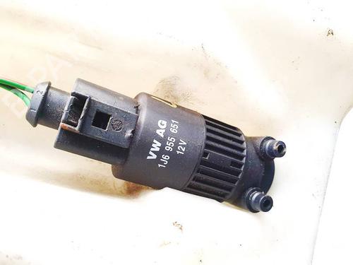 washer-pump-vw-polo-6n2-1999-2000-2001-35101270 main image