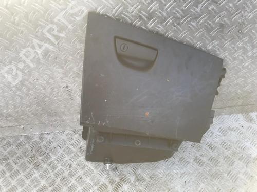 Used Glove box Glove box FIAT STILO (192_) 1.9 D Multijet (100 hp) 35709582 35709582
