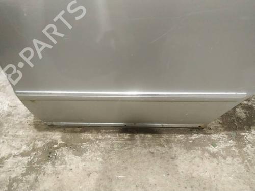 Used Door moulding trim Door moulding trim 38581706 38581706