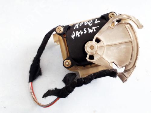 Used Electronic module Electronic module VW PASSAT B5 Variant (3B5) 1.9 TDI (110 hp) 33528861 33528861