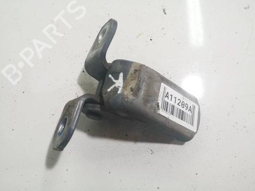 Støtte TOYOTA YARIS (_P9_) 1.5 (NCP91_, NCP91R) (109 hp) 33098046