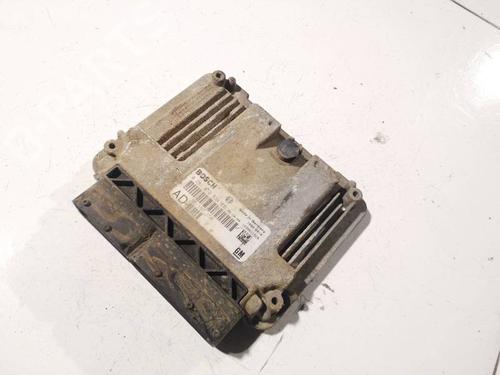 Used Engine control unit (ECU) OPEL SIGNUM Hatchback (Z03) 1.9 CDTI (F48) (150 hp) 32565130