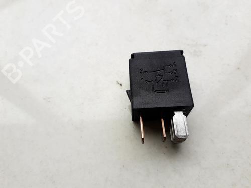 other-nissan-almera-ii-hatchback-n16-2000-33525410 main image