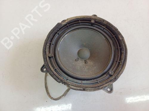 speaker-audi-a4-b5-8d2-1994-1995-1996-1997-1998-1999-2000-2001-32537114 main image