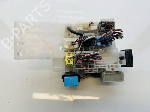 Used Fuse box Fuse box TOYOTA PRIUS (_W3_) 1.8 Hybrid (ZVW3_) (99 hp) 33096217 33096217
