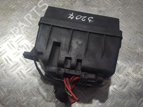 fuse-box-ford-mondeo-i-gbp-1993-1994-1995-1996-33483344 main image