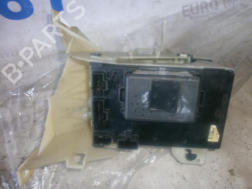 fuse-box-ford-mondeo-i-gbp-1993-1994-1995-1996-33479568 main image