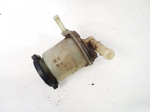 power-steering-reservoir-toyota-rav-4-ii-_a2_-2000-2001-2002-2003-2004-2005-35476585 main image